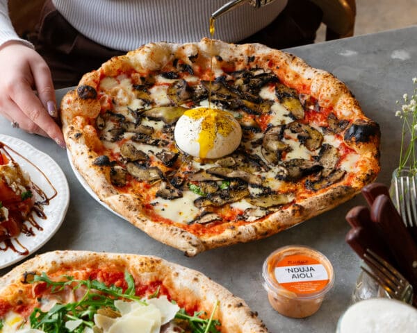 authentic neapolitan pizza with burrata and nduja aioli dip sauce